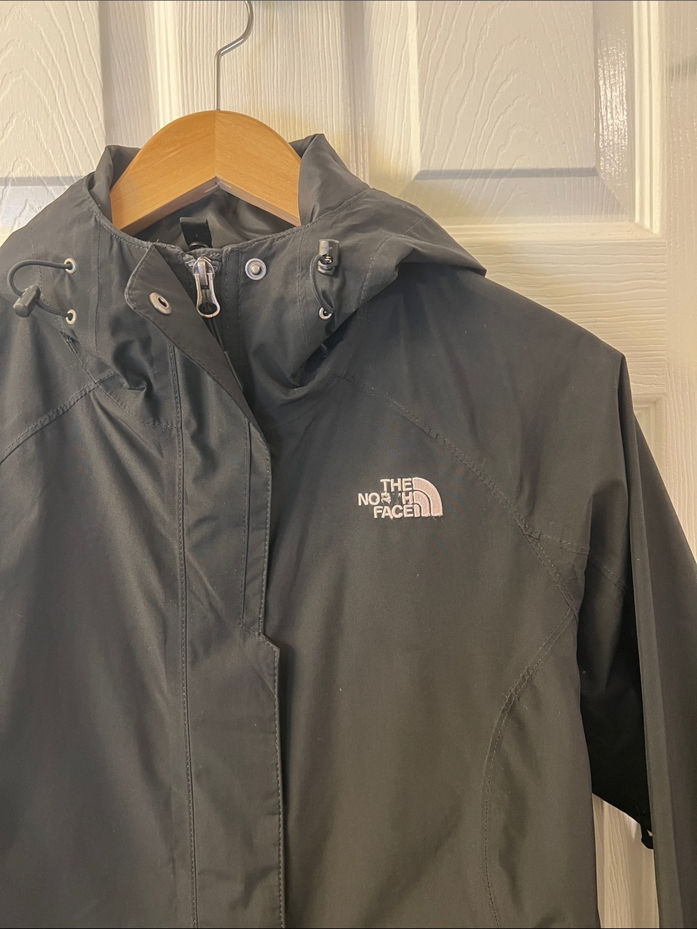 North Face Jacket - Picture 2 of 9